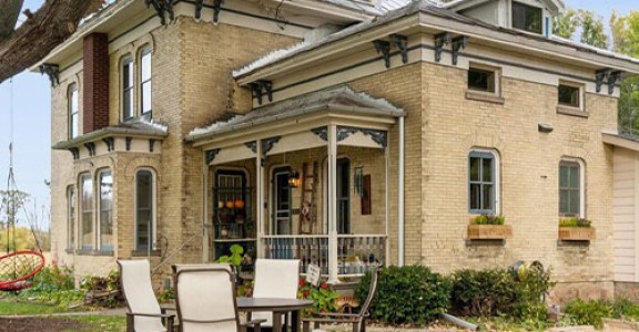 old trees guest farm